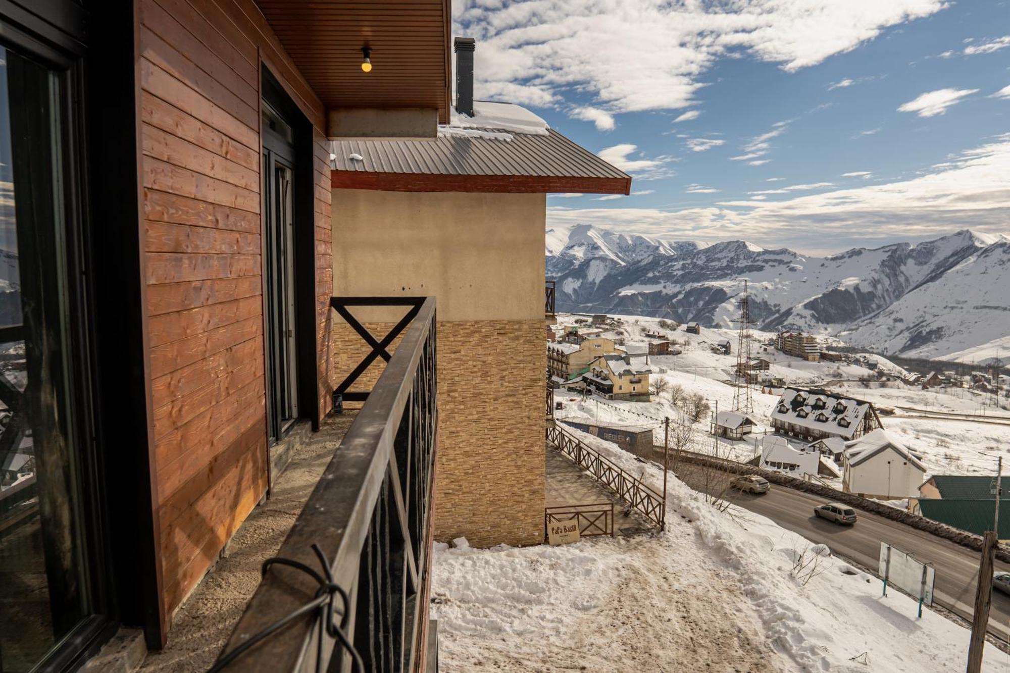 Ferienwohnung Mountain Dream House Gudauri Exterior foto